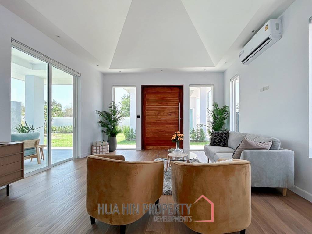 Brand New 3 Bedroom Pool Villa In Thap Tai