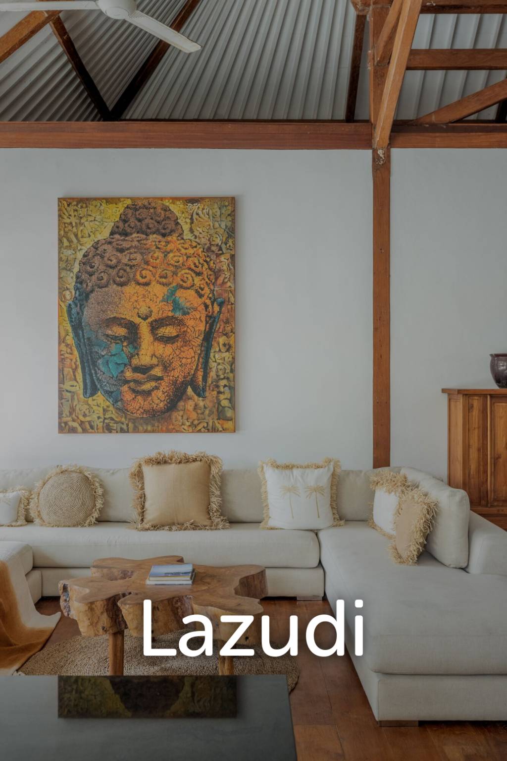 EXPANSIVE LUXURY VILLA : A HAVEN OF MODERN COMFORT