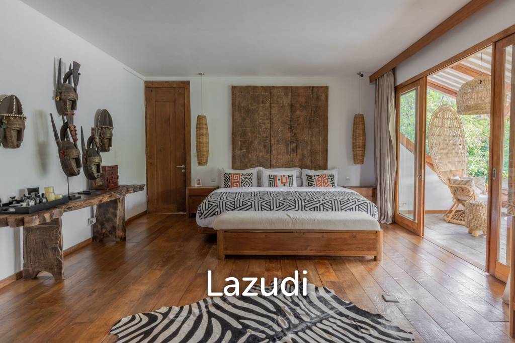 EXPANSIVE LUXURY VILLA : A HAVEN OF MODERN COMFORT