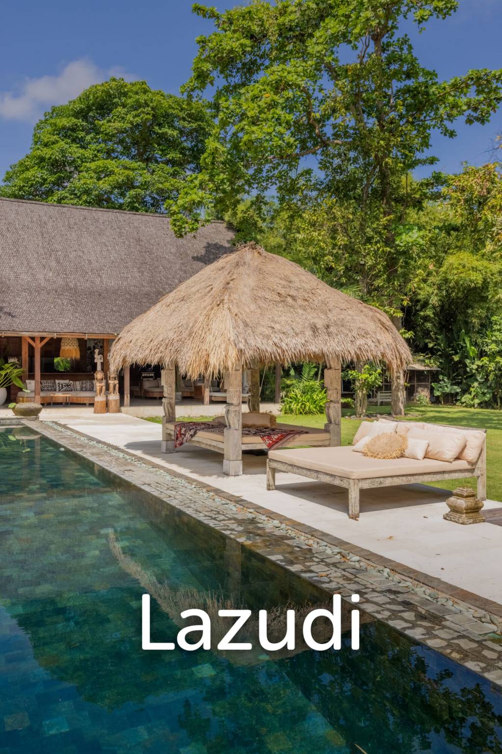 EXPANSIVE LUXURY VILLA : A HAVEN OF MODERN COMFORT