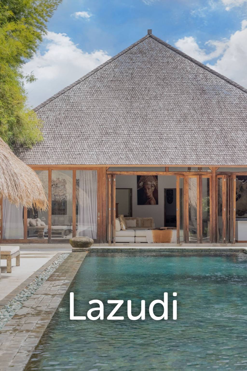 EXPANSIVE LUXURY VILLA : A HAVEN OF MODERN COMFORT