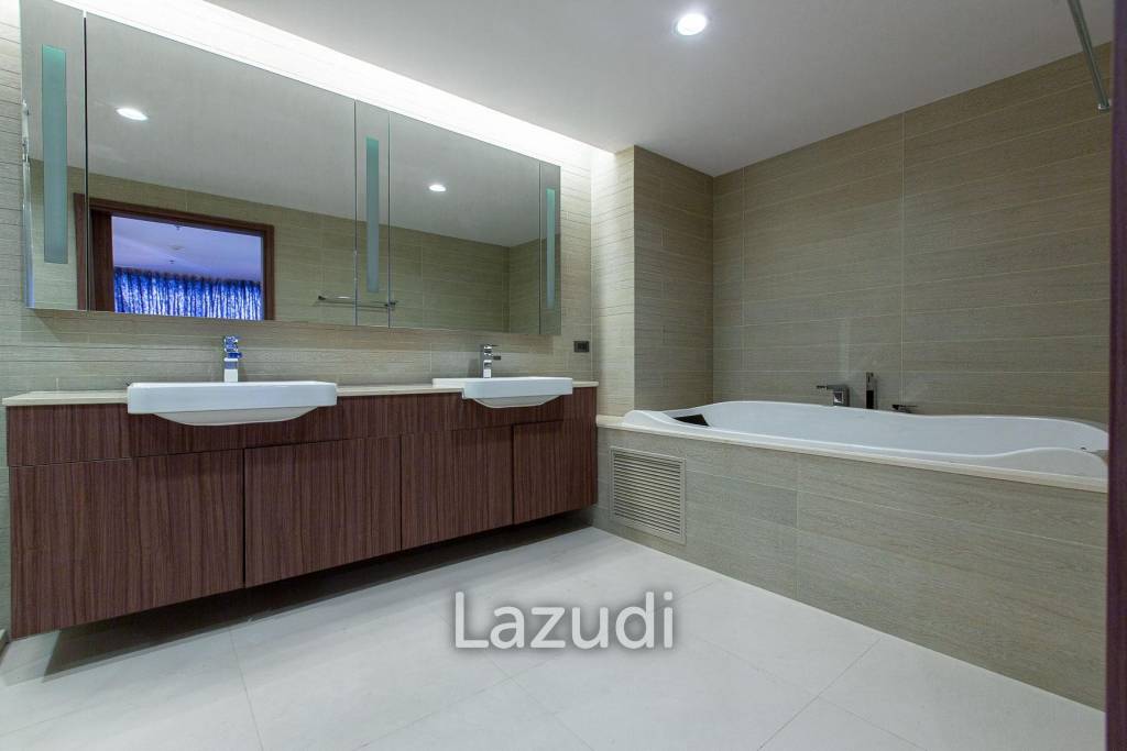 4 Bed 4 Bath 317 SQ.M The Hudson Sathorn 7