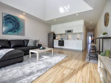 2 Bedroom Town Houses