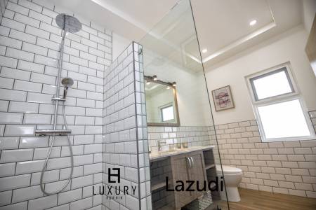 ทาวว์เฮ้าส์ 2 ห้องนอน 115 ตร.ม.