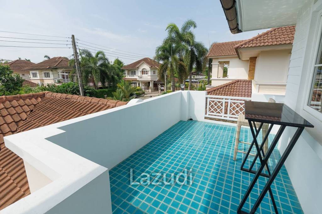 4 bed 3 bath house with 200 m2 living area for rent