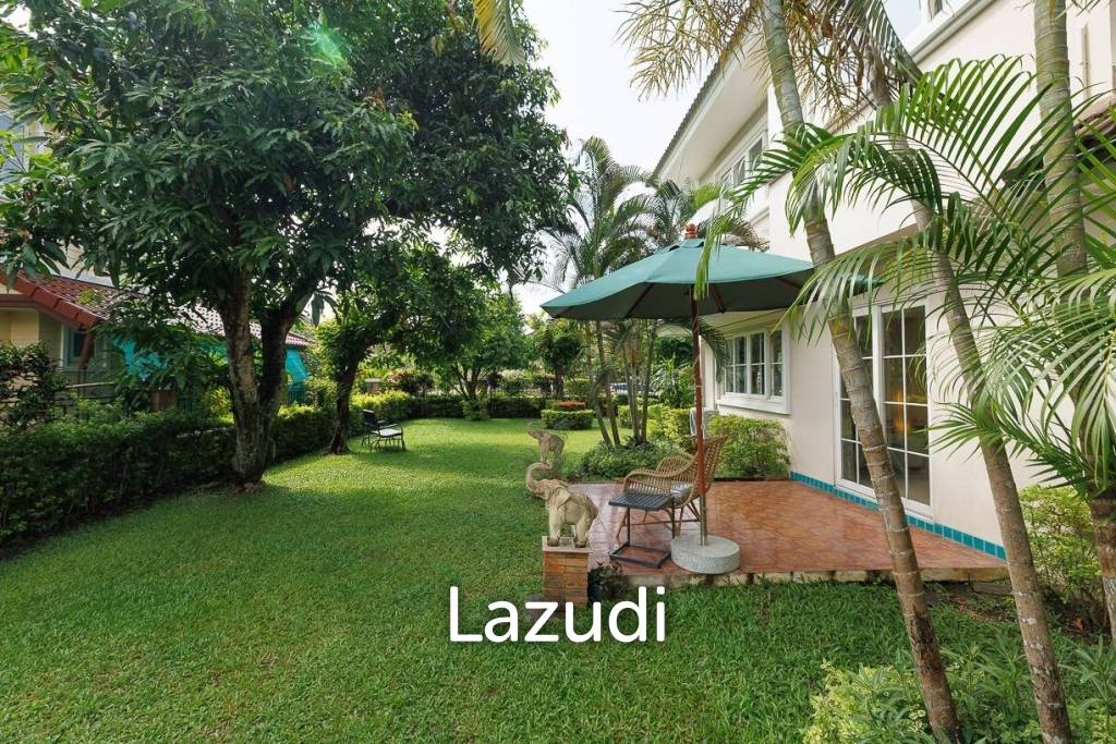 4 bed 3 bath house with 200 m2 living area for rent