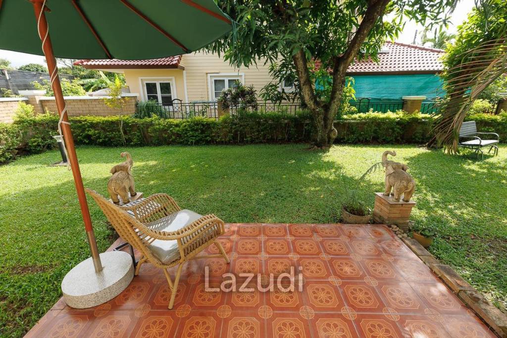 4 bed 3 bath house with 200 m2 living area for rent