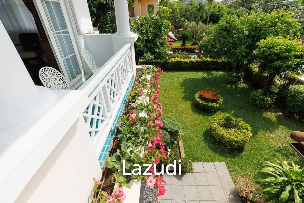 4 bed 3 bath house with 200 m2 living area for rent