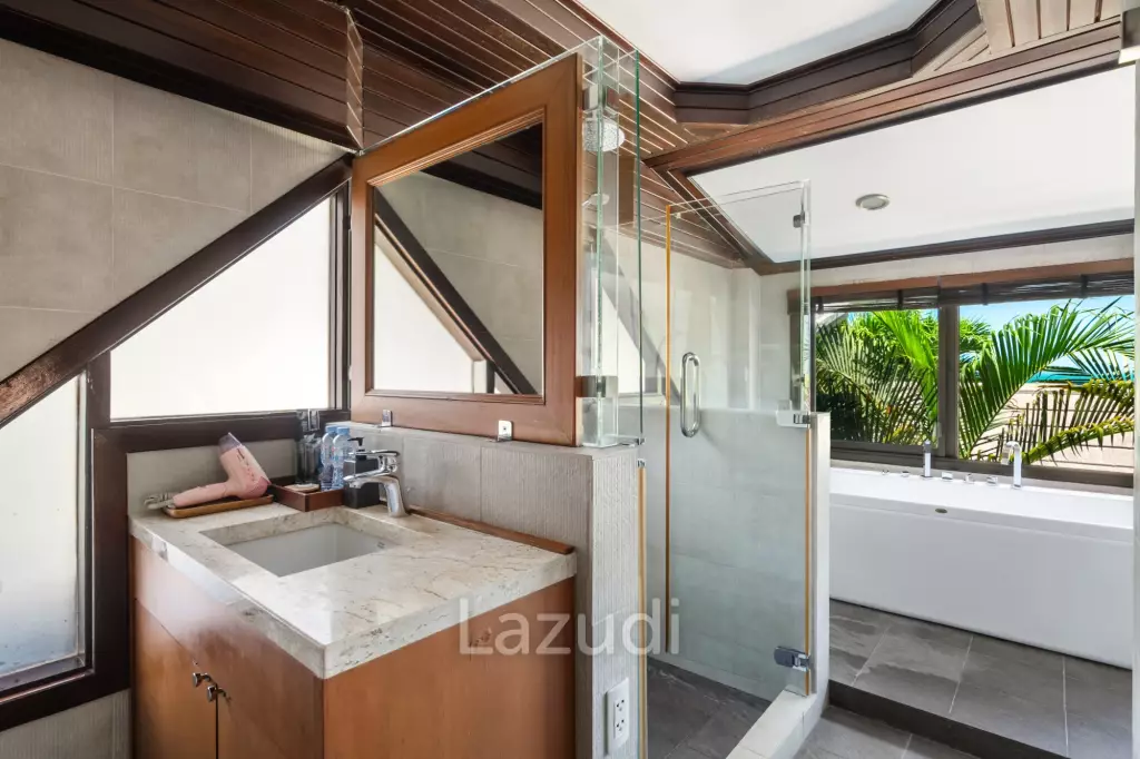 Luxury Beachfront Villa in Bang Maham, Ko Samui