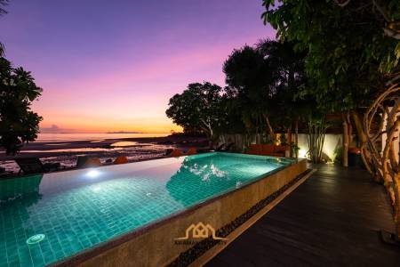 Luxury Beachfront Villa in Bang Maham, Ko Samui