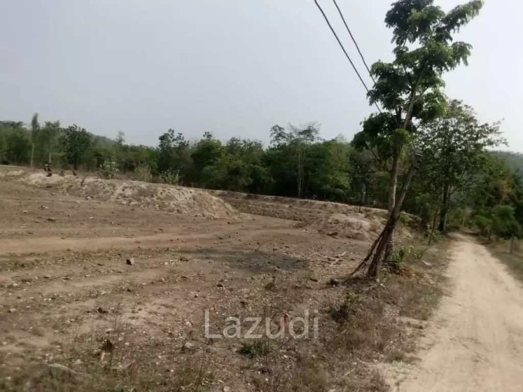 Good price for 11 Rai Land For Sale in Tak