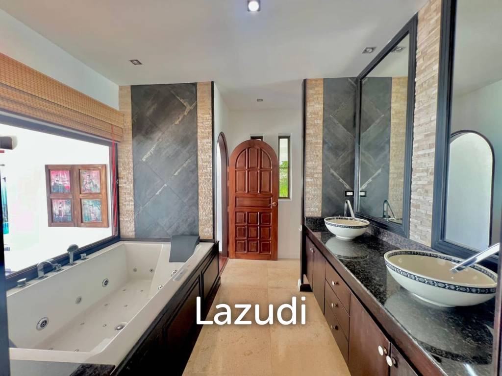 Stunning 4 Bedroom Sea View Villa in Taling Ngam, Koh Samui