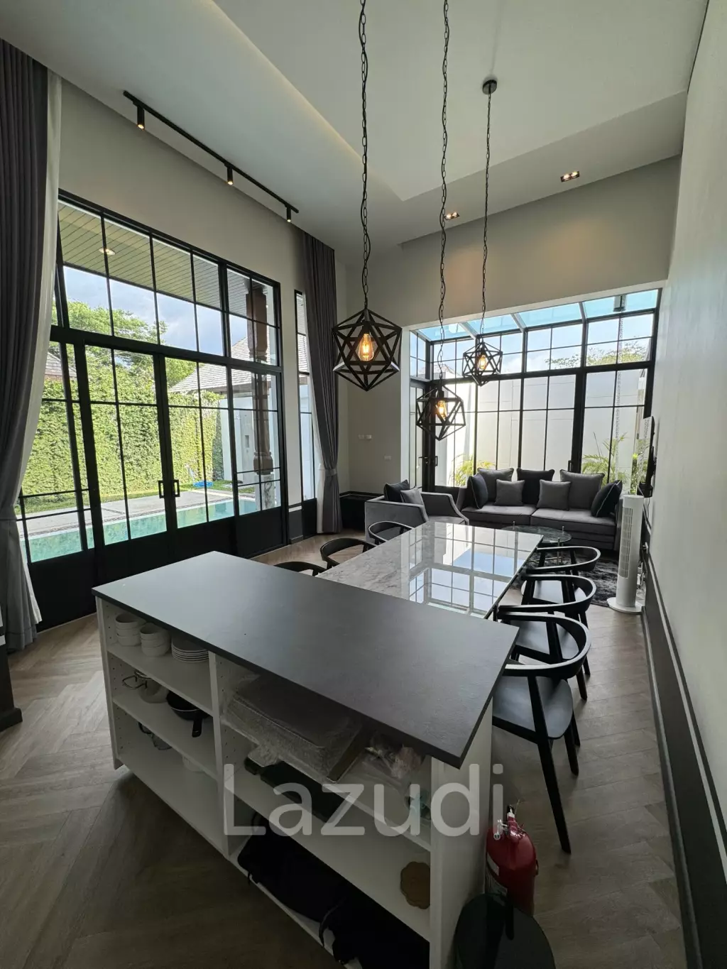 3-Bedroom pool Villa for rent near Boat Avenue, Choeng Thale