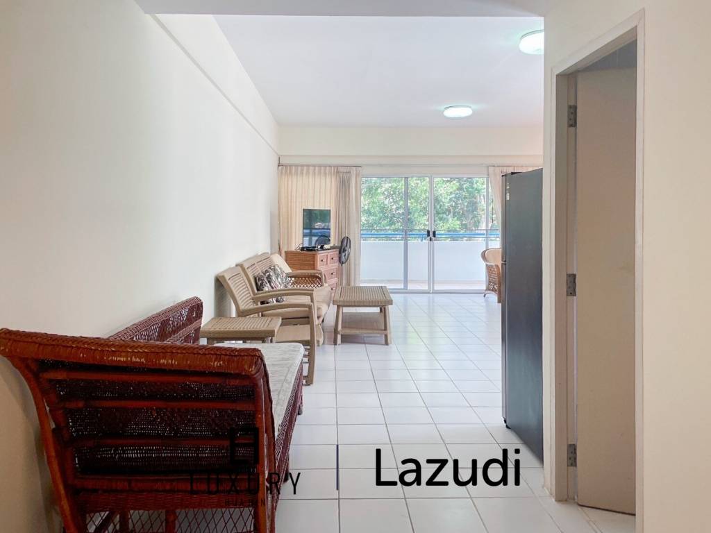 Baan Sangchan: 2 Bedrooms Beachfront Condo