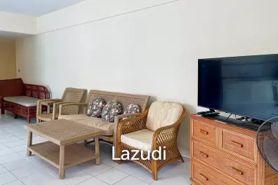 Baan Sangchan: 2 Bedrooms Beachfront Condo