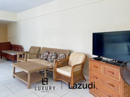 Baan Sangchan: 2 Bedrooms Beachfront Condo