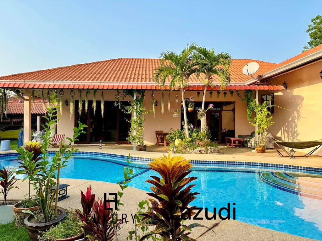 Tamarind Gardens:  3-Bedroom Villa in Hua Hin