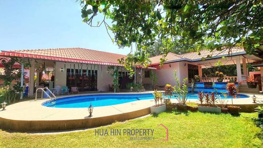 Tamarind Gardens:  3-Bedroom Villa in Hua Hin