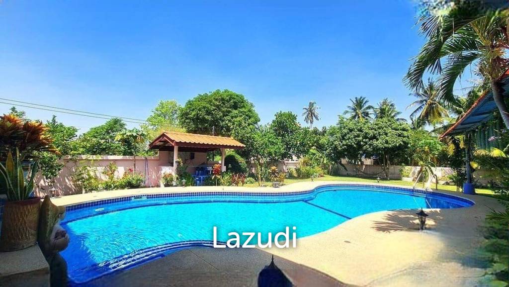 Tamarind Gardens:  3-Bedroom Villa in Hua Hin