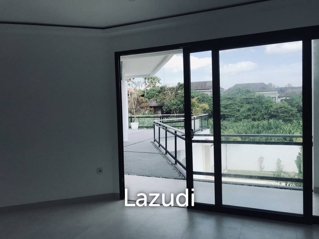Brand New Modern 3 Bed Villa – Tumbak Bayuh
