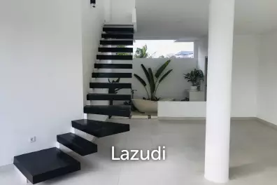 Brand New Modern 3 Bed Villa – Tumbak Bayuh