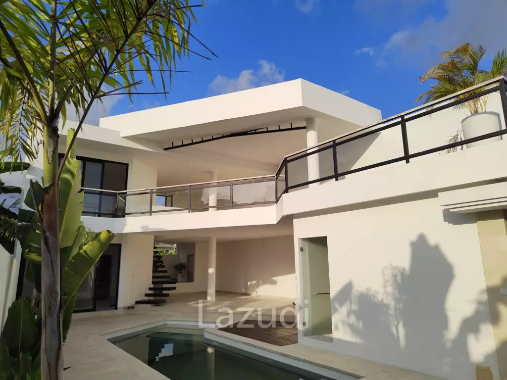Brand New Modern 3 Bed Villa – Tumbak Bayuh