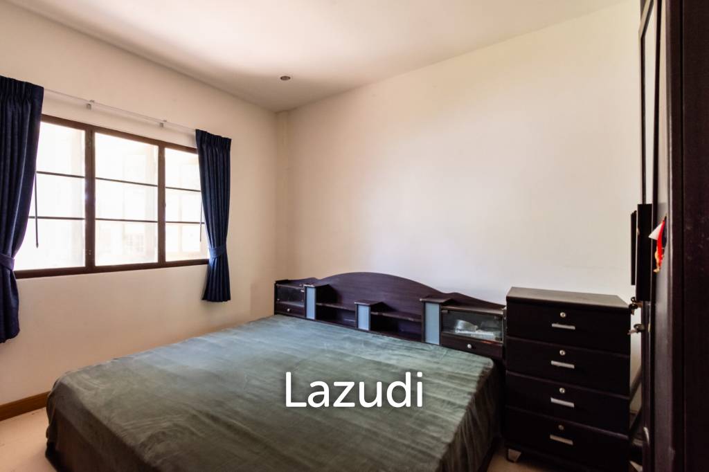 6,500 Sqm 4 Bed 4 Bath Villa For Sale