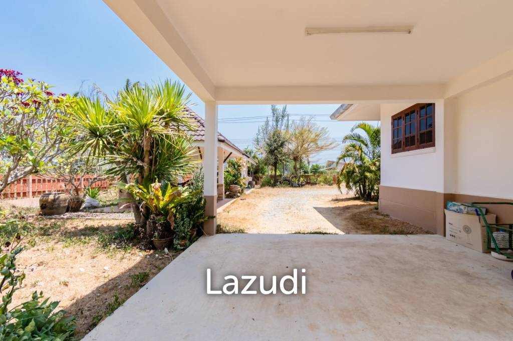 6,500 Sqm 4 Bed 4 Bath Villa For Sale