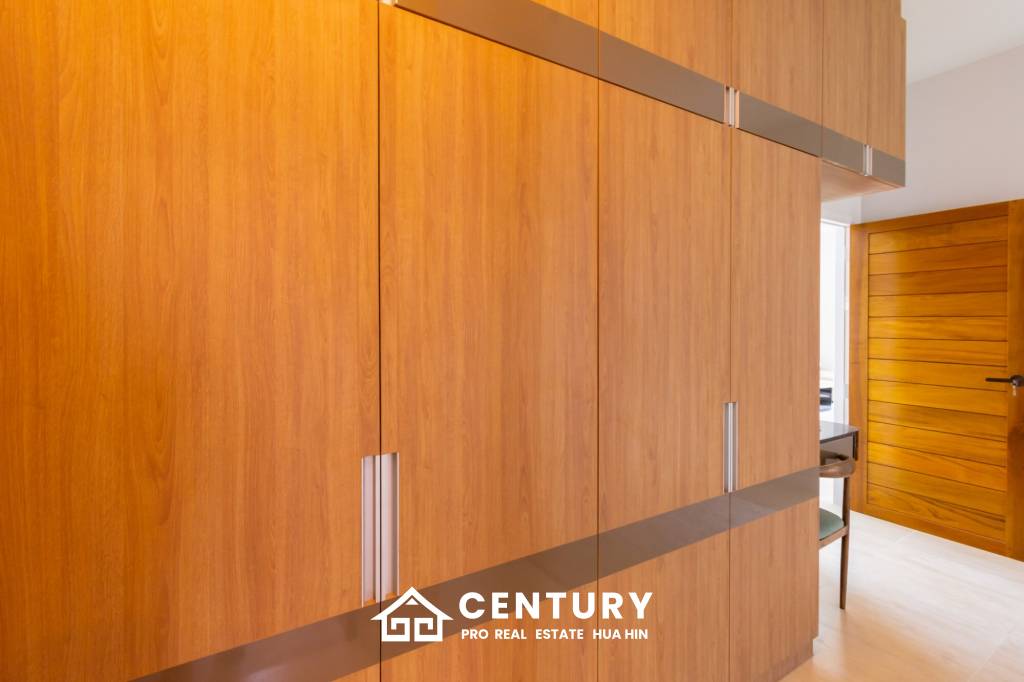 498 Kvm 3 Seng 3 Bad Villa for Salg