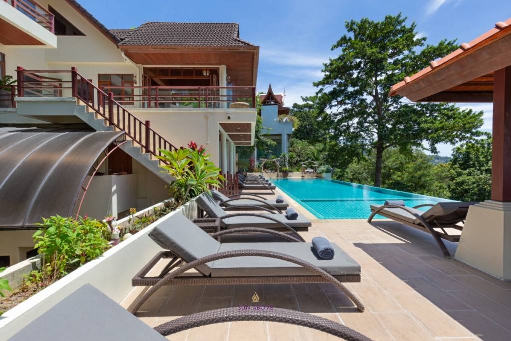 7 Bed 9 Bath 1,200 SQ.M  Villa Yoosook