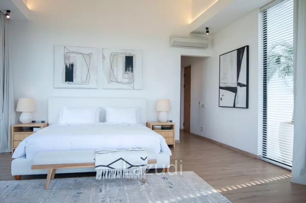 MAJESTIC CLIFF-TOP VILLA IN BINGIN WITH UNRIVALED VIEWS