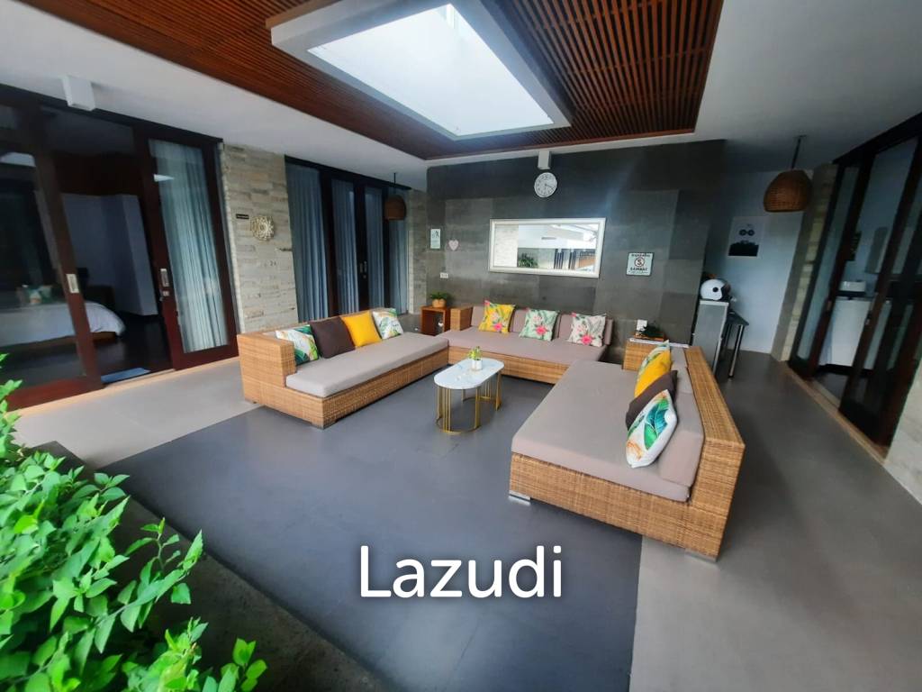 CONTEMPORARY 5-BEDROOM VILLA IN NUSA DUA WITH OCEAN VIEW ROOFTOP