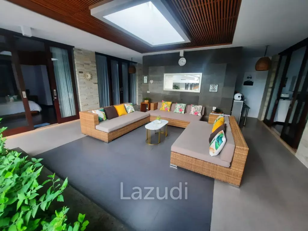 CONTEMPORARY 5-BEDROOM VILLA IN NUSA DUA WITH OCEAN VIEW ROOFTOP