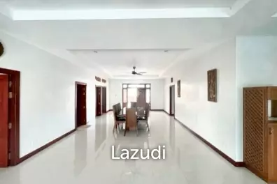 KAO KALOK : Well designed and good quality 3 beds pool villa near the Beach on large land plot.