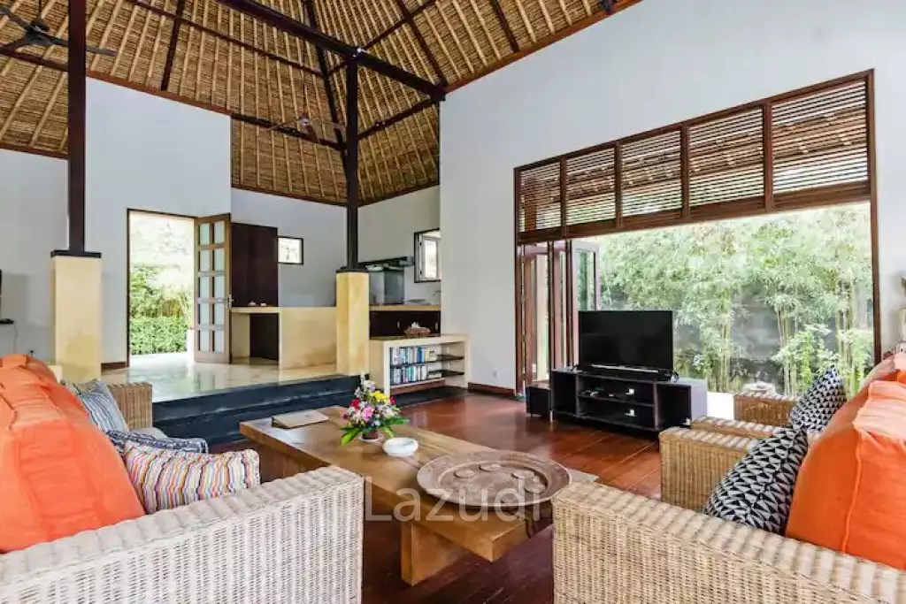 Pristine Freehold Beachside Resort in Candi Dasa