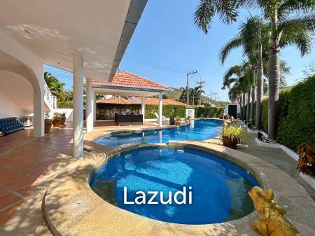 Spanish Style 2 Storey 5 Bedroom Pool Villa