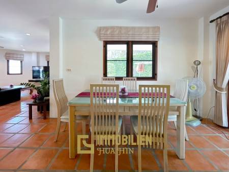 Spanish Style 2 Storey 5 Bedroom Pool Villa