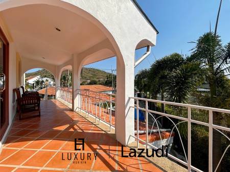 Spanish Style 2 Storey 5 Bedroom Pool Villa