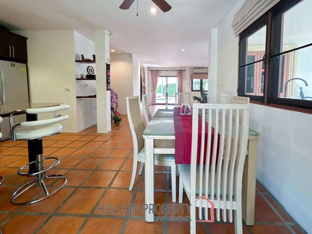 Spanish Style 2 Storey 5 Bedroom Pool Villa