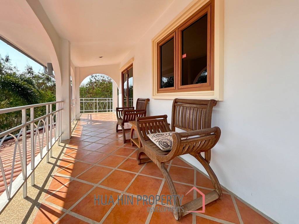 Spanish Style 2 Storey 5 Bedroom Pool Villa