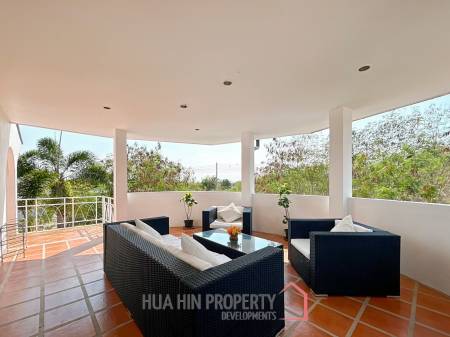 Spanish Style 2 Storey 5 Bedroom Pool Villa