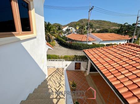 Spanish Style 2 Storey 5 Bedroom Pool Villa