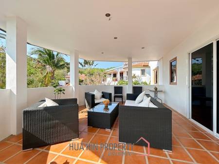 Spanish Style 2 Storey 5 Bedroom Pool Villa