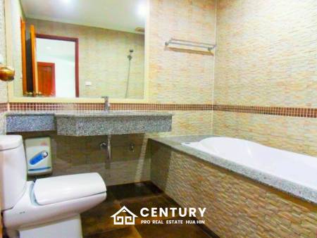 คอนโด 3 ห้องนอน วิวสระว่ายน้ำ