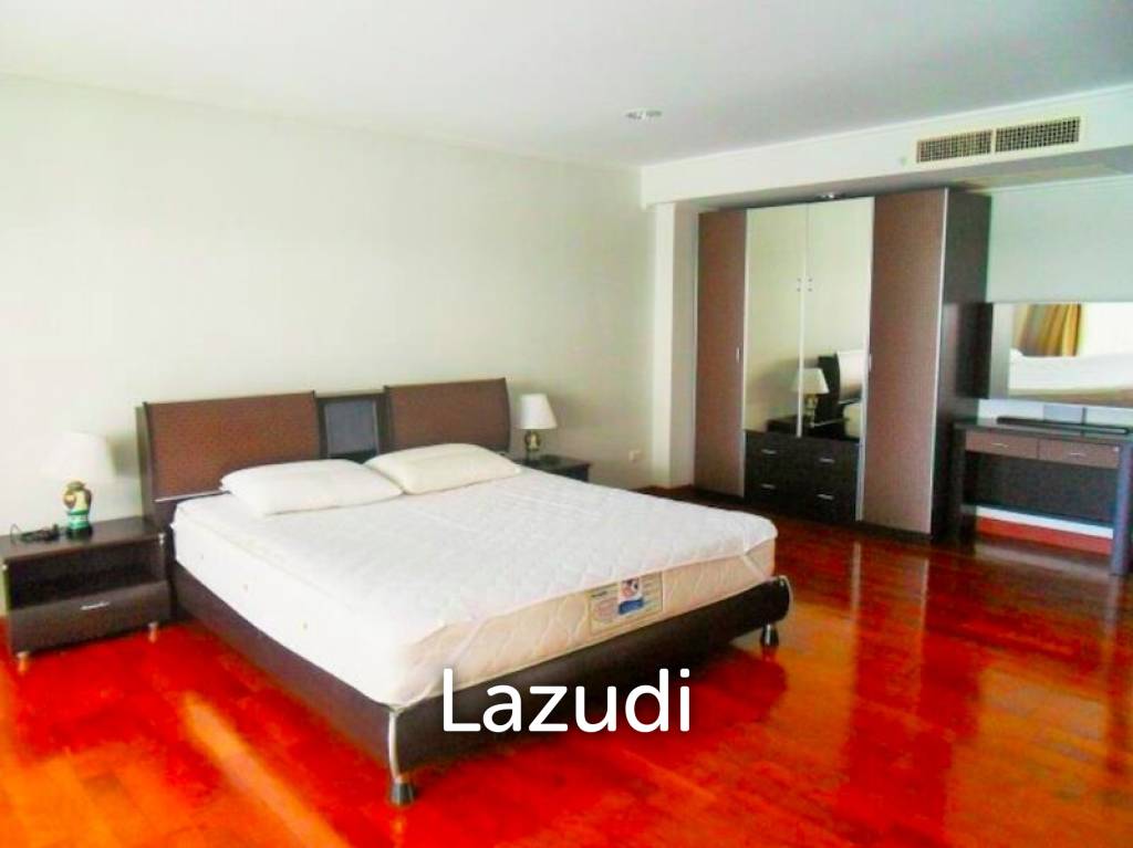 Luxury 3 Bed condo Cha-Am Beach