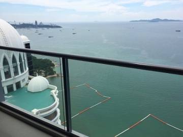 Condo for Sale in North Pattaya (Naklua) for 14,000,000 at Zire Wongamat