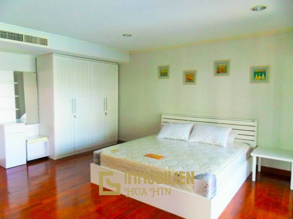 Luxury condo 2 bed near to the Cha-am beach