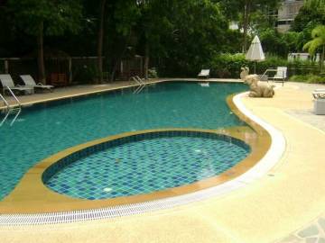 Condo for Sale in Pratumnak for 5,300,000 at Ruamchok Condoview 2