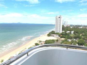 Condo for Sale and Rent in Na Jomtien for 10,900,000/45,000 at Villa Viphavadee