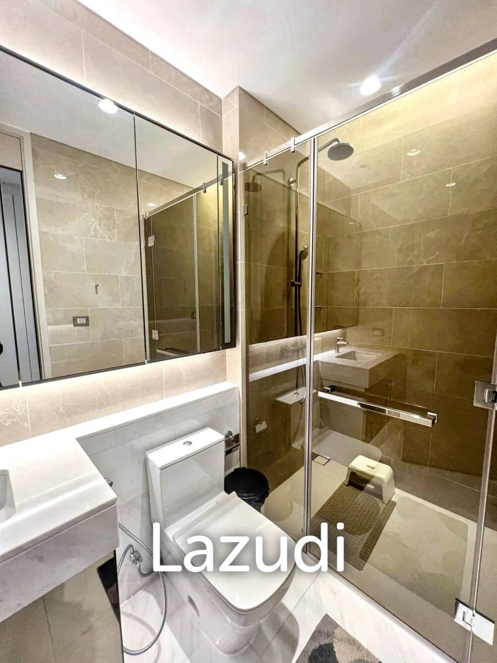 2 Bed 3 Bath 140 SQ.M The Residences at Sindhorn Kempinski
